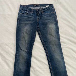 Levis 524 Low Rise Skinny Jeans